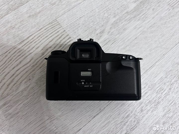 Canon EOS 3000 пленочный