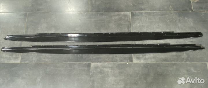 Оригиналные карбоновые пороги BMW M5 F90