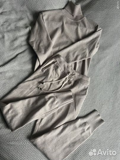 Костюм двойка с люрексом