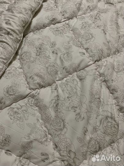 Одеяло шерстяное