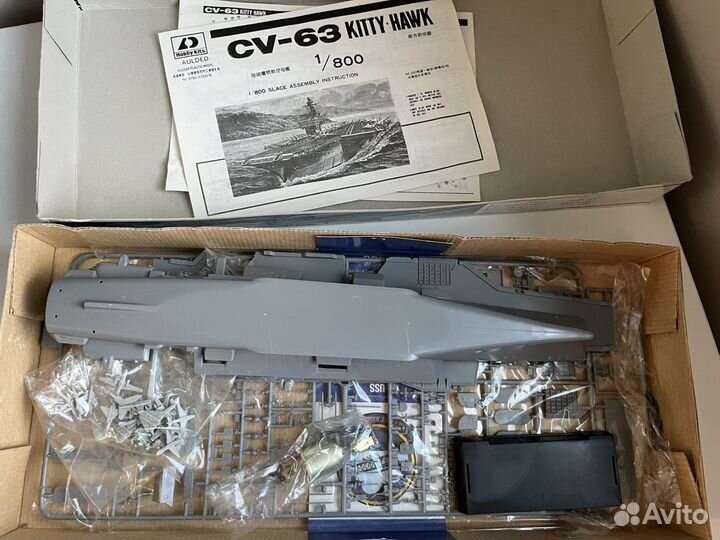 Сборная модель Авианосец Kitty hawk