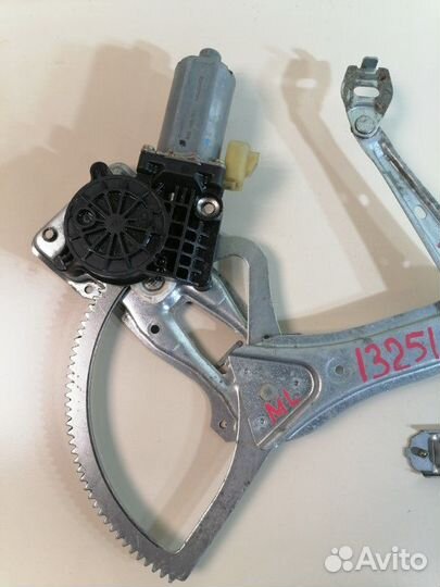 Стеклоподъемник (установка/гарантия) передний