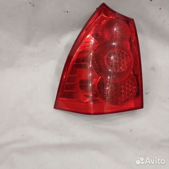 Фонарь левый Peugeot 307 SW рестайлинг