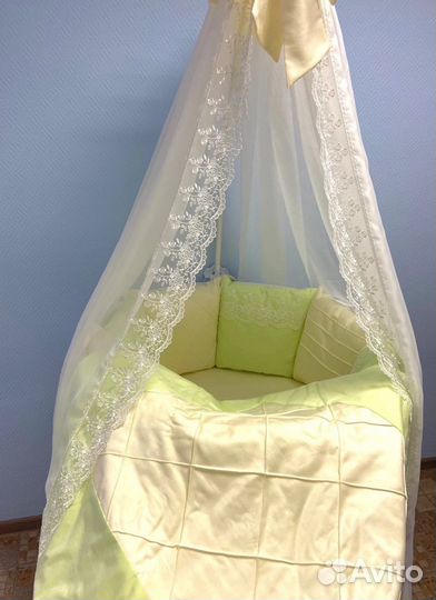 Бортики в детскую кроватку новые