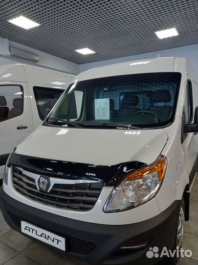 Дефлектор капота (Classic черный ) Sollers Atlant