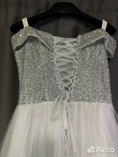 Платье на выпускной вечер