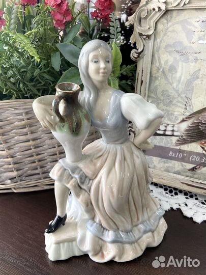 Фарфоровая статуэтка GRA Испания