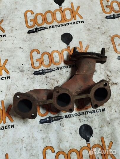 Коллектор выпускной левый Mitsubishi Pajero 2