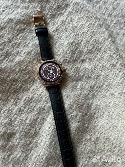 Умные часы michael kors