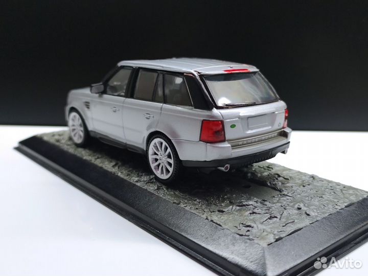 1:43 Range Rover Sport
