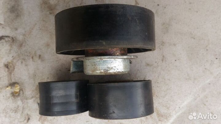 Ролик-натяжитель руч. ремня 1.8 RKB Ford Mondeo 2