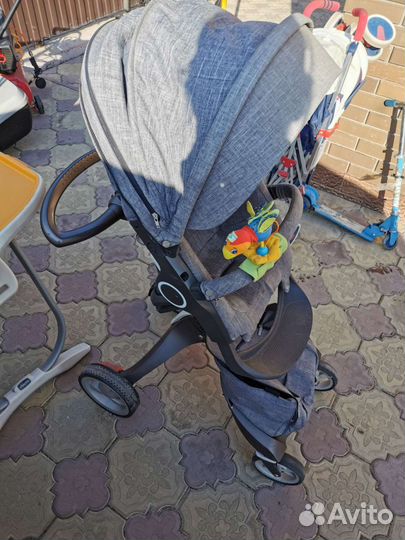 Коляска stokke