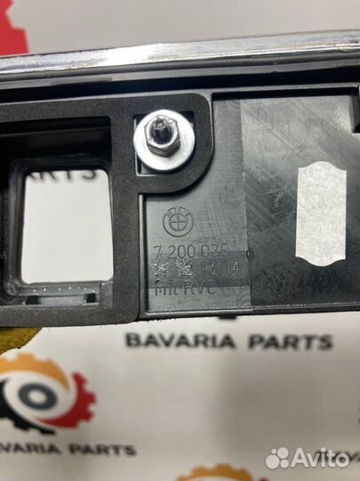 Кнопка багажника с подсветкой номера Bmw 7 F01 3.0