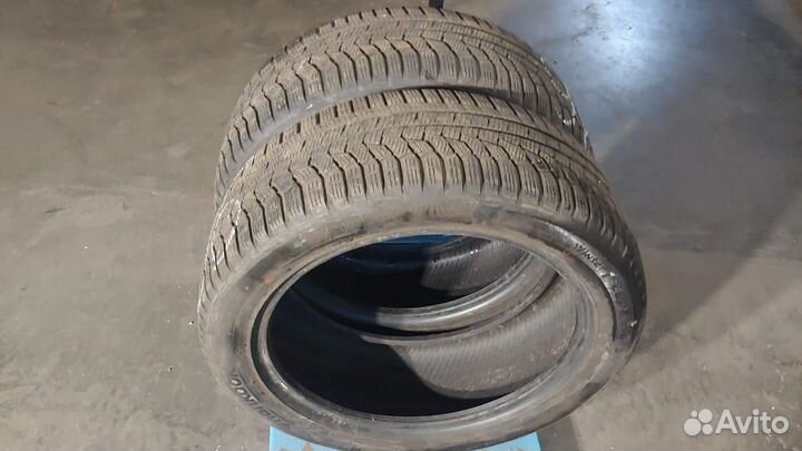 Hankook Winter I'Cept Evo2 W320A SUV 235/50 R19 103V