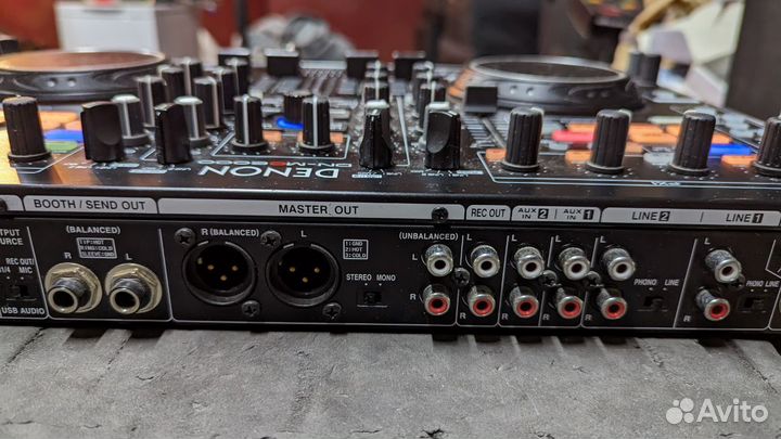 Denon DN-MC6000,Native Instruments traktor F1,кейс