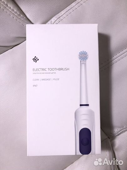 Электрическая зубная щетка dexp