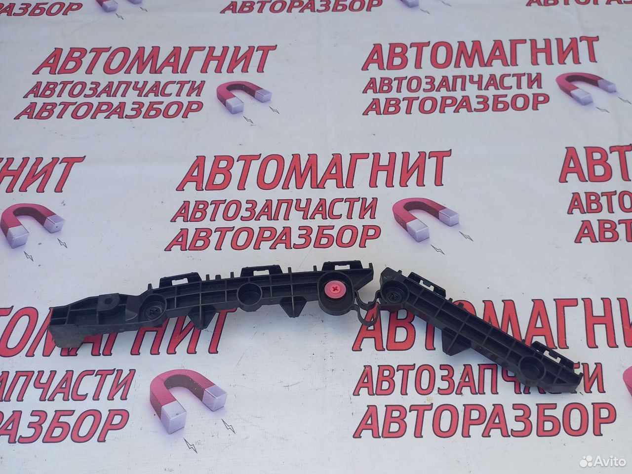 Крепление заднего бампера Тойота Рав 4 ха50