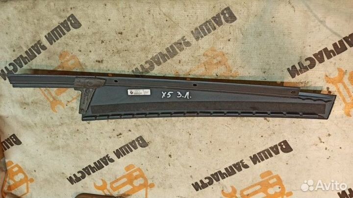 Накладка двери задняя левая Bmw X5