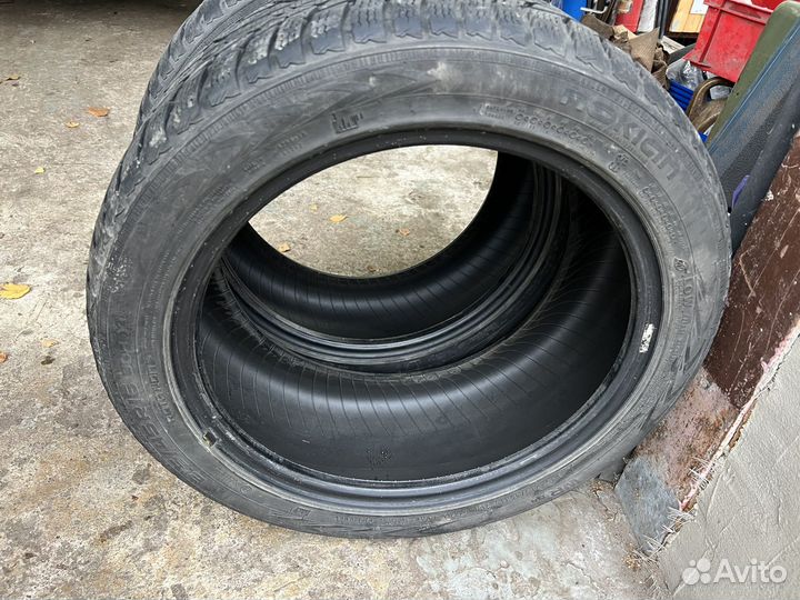 Nokian Tyres WR D4 215/45 R16
