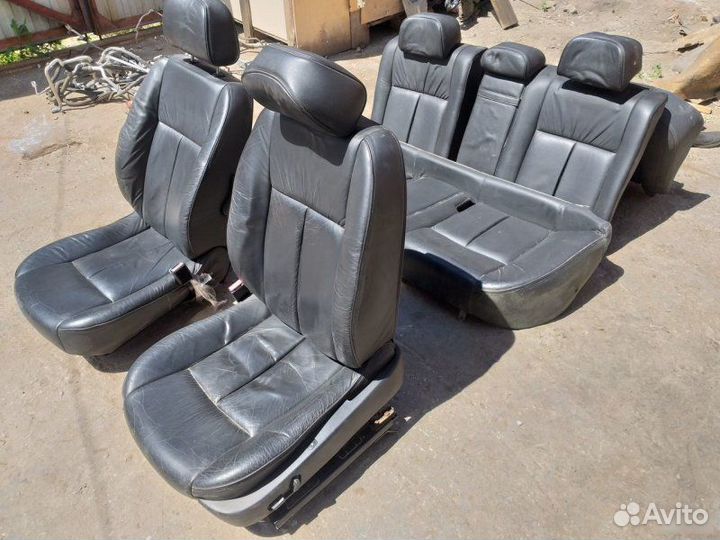 Кожаный салон Peugeot 607