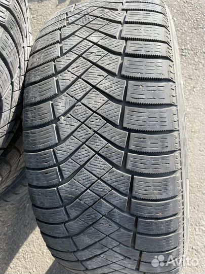 Pirelli Ice Zero FR 255/55 R18 109