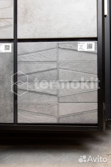 Керамогранит Ibero Materika Tektonia Dark Grey декор 31,6x63,5