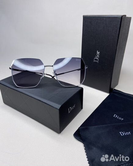 Солнцезащитные очки Dior женские