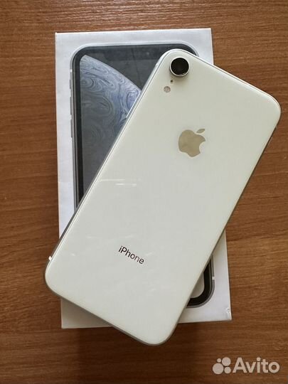 iPhone Xr, 64 ГБ