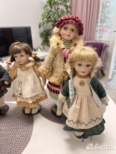 Кукла фарфоровая коллекционная