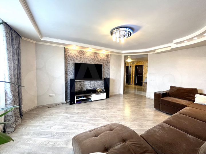 4-к. квартира, 98,9 м², 14/17 эт.