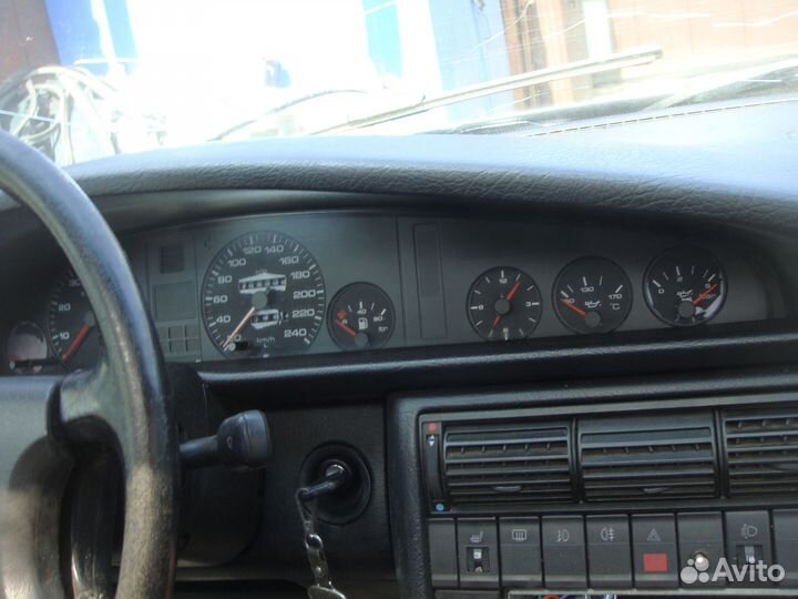Панель приборов на Audi 100 A6 C4 2,0 2,3