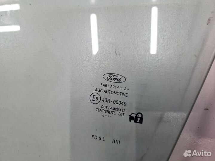 Стекло двери передней левой Ford Fiesta Mk6 2008-2019