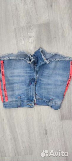 Джинсовые шорты