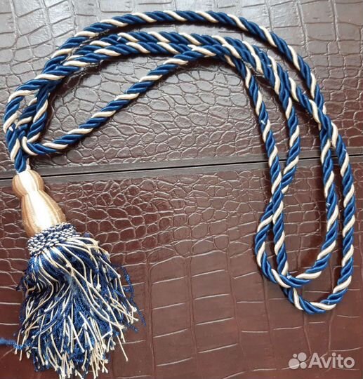 Кисть-подхват для штор