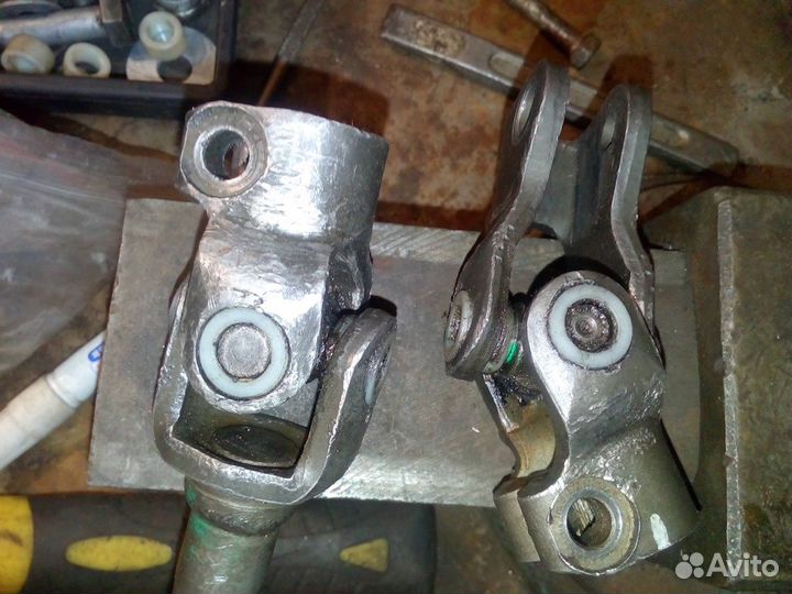 Втулки рулевого карданчика Лада Гранта