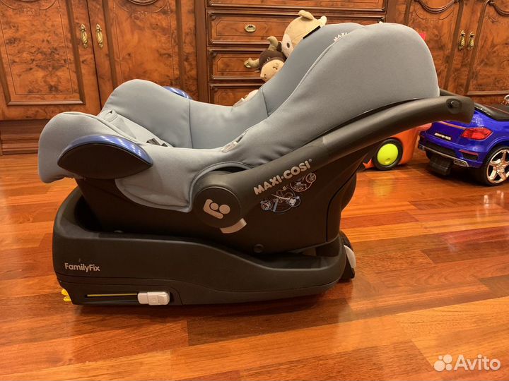 Детское автокресло от 0 maxi cosi с базой