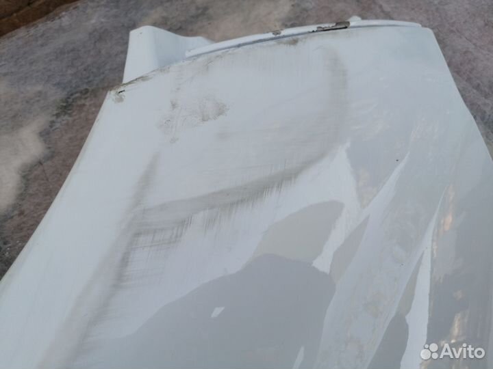 Крыло левое переднее Веста