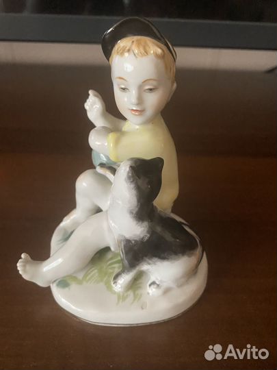 Фарфоровые статуэтки лфз