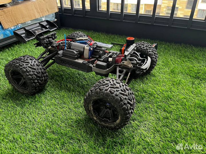 Traxxas E-revo 2.0