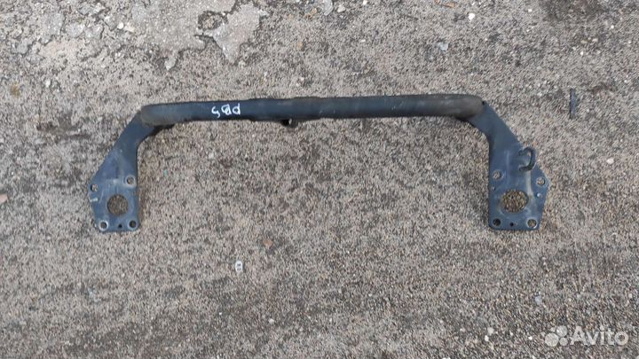 Поперечная труба траверса ауди фольксваген