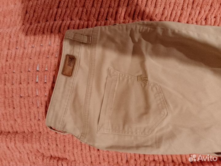 Джинсы женские