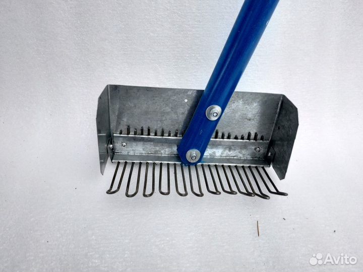 Грабли для сбора ягод