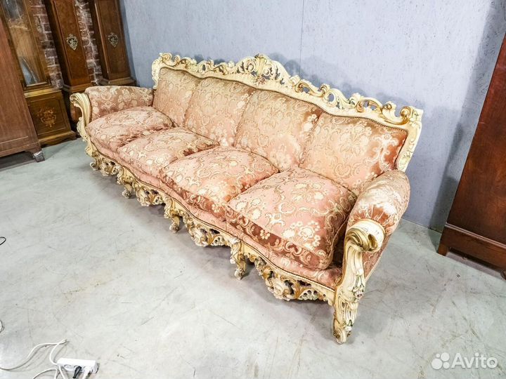 Винтажный диван 1940-х гг