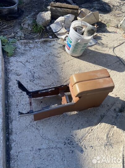 Подлокотник Инфинити fx35 s50