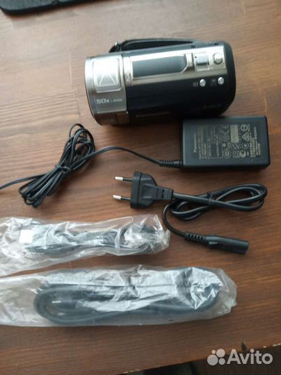 Видеокамера panasonic HC- V727