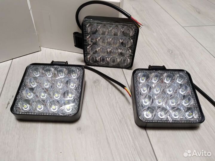 Туманки лед