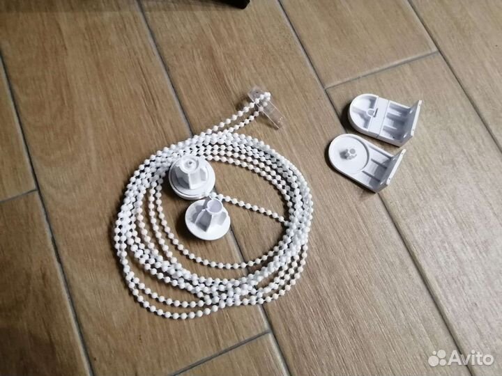 Жалюзи и рулонные шторы на окна