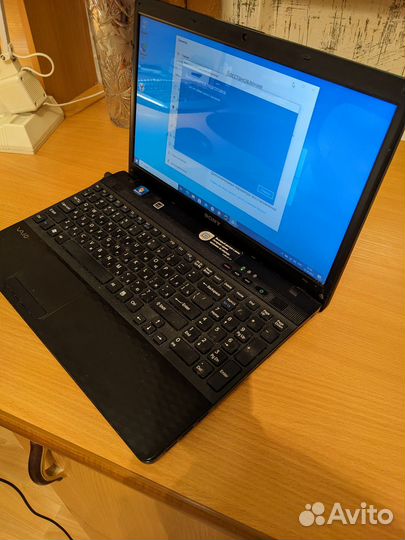 Ноутбук sony vaio pcg-71c12v