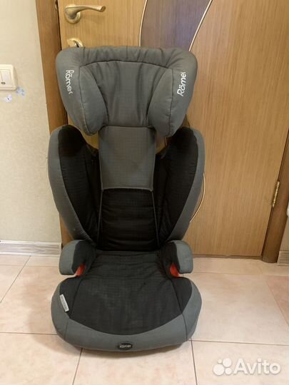 Автомобильное кресло romer isofix