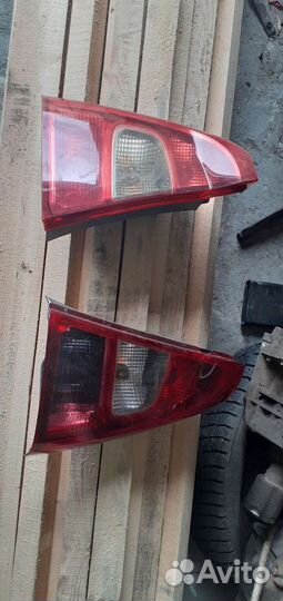 Задние фонари Renault Logan стоп сигналы